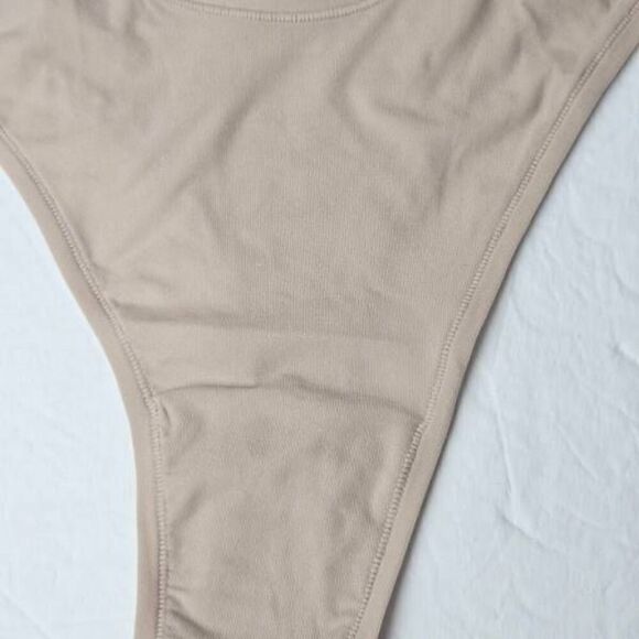 SKIMS DIPPED FRONT BIKINI PANTY NWT - Picture 3 of 8